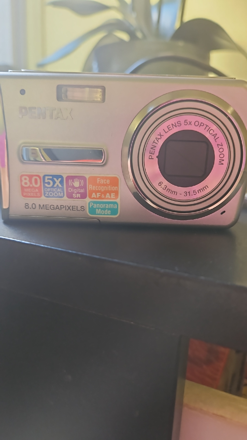 Pentax 8.0 Megapixels Digital Camera - photo 3