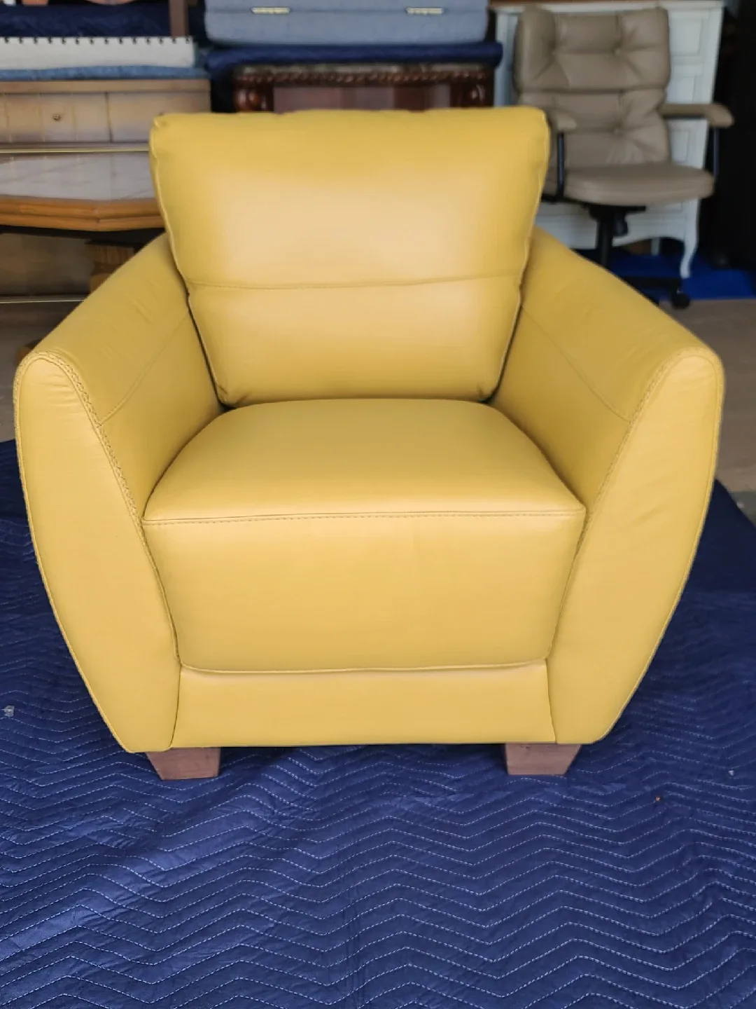 Dylan Italian Leather Lounge Chair Brown