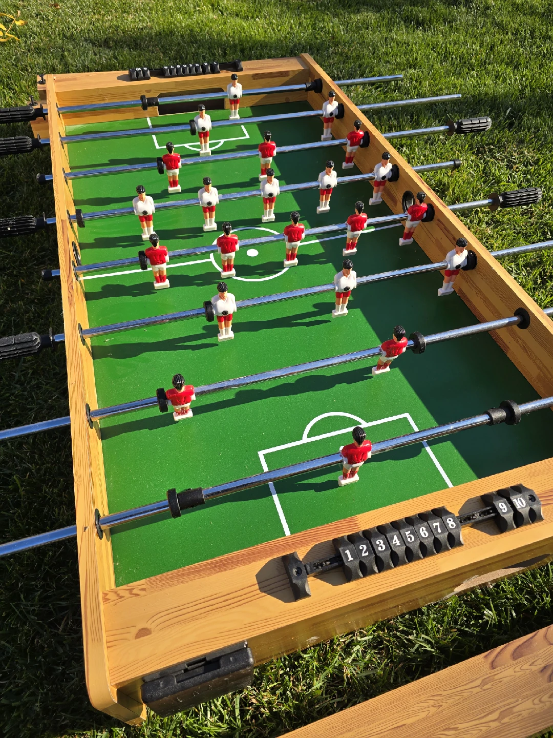 Foosball Table - Great Condition! - photo 2