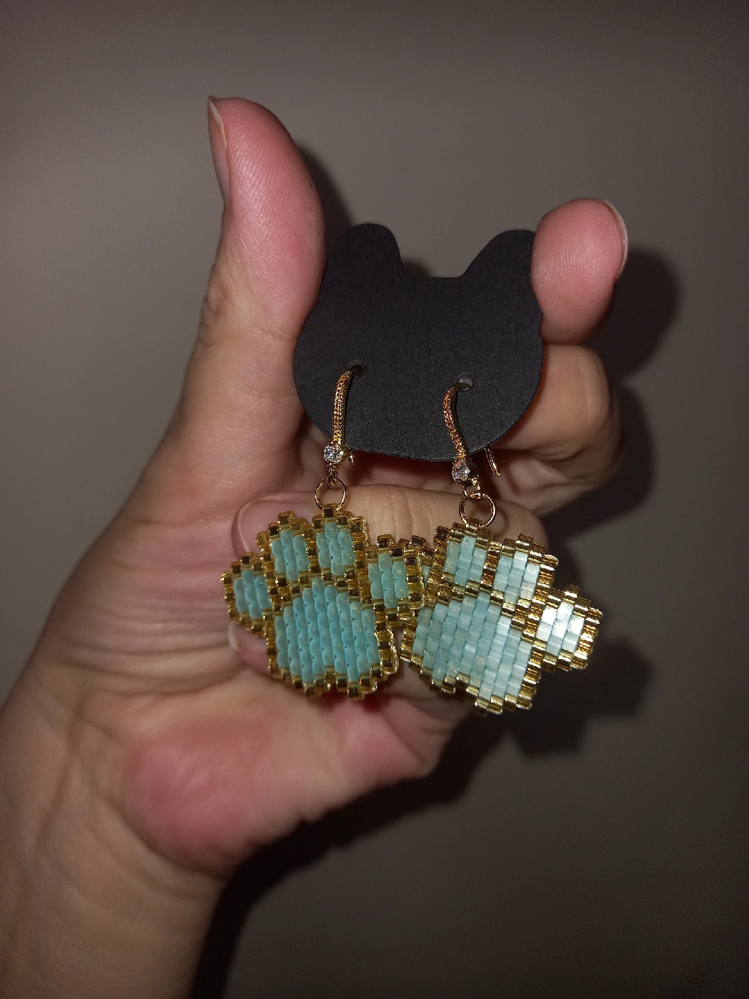 Handmade Paw Print Beaded Earrings - photo 2