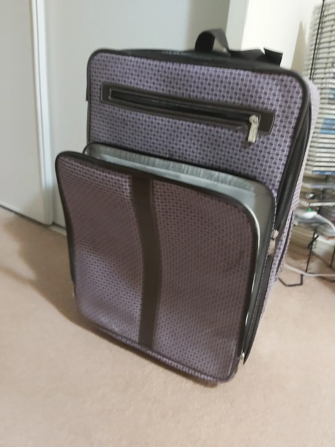 Purple Rolling Suitcase image indicator(3)