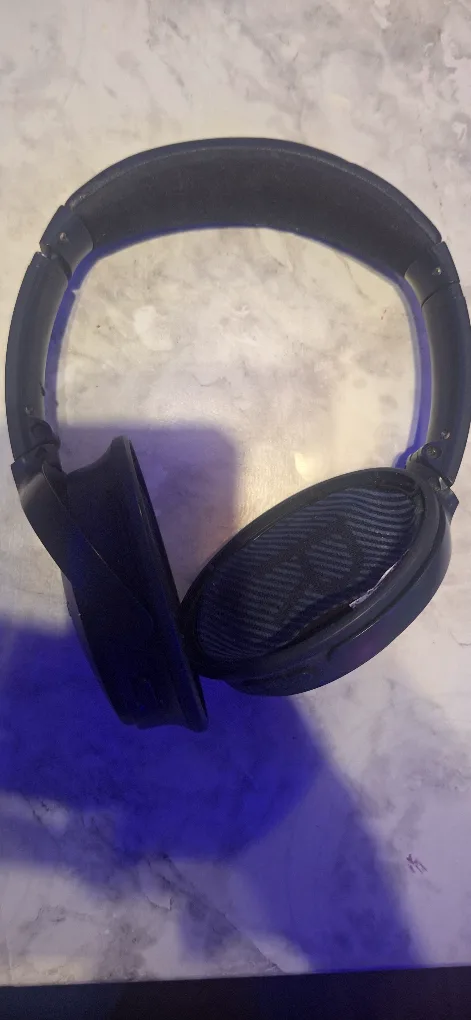 Bose Headphones image indicator(2)