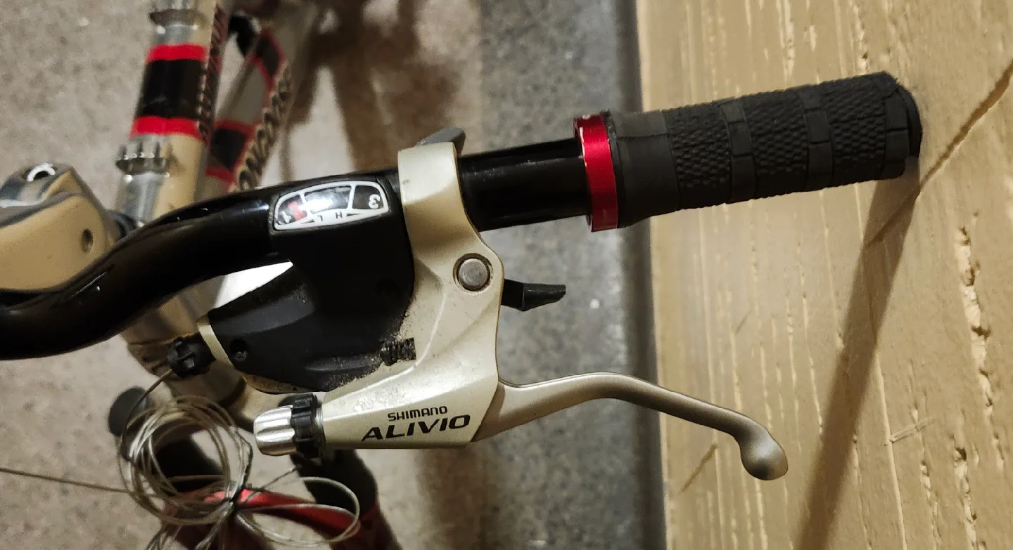 Mongoose DXR AL Aluminum 16 3/4" Full Suspension Frame image indicator(7)