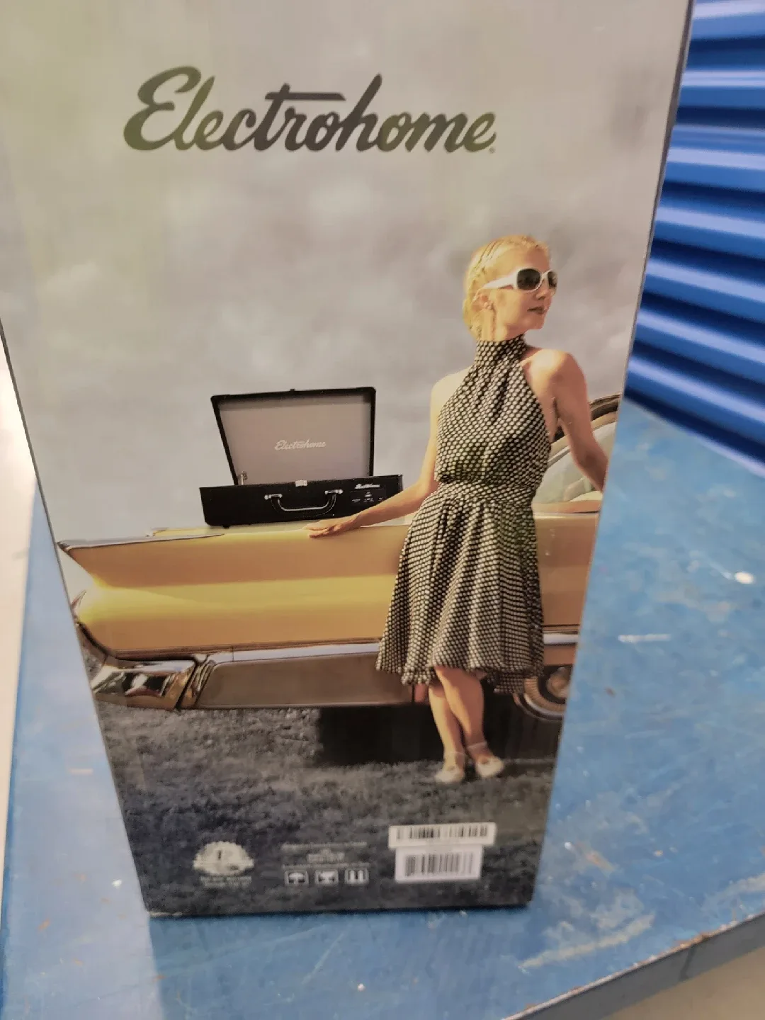 Electrohome Archer Turntable Stereo System - New in Box! image indicator(2)