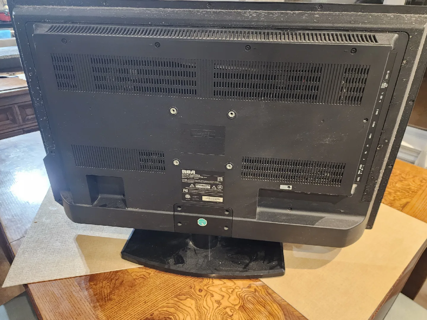 RCA 32" TV 🥕🥕 image indicator(2)