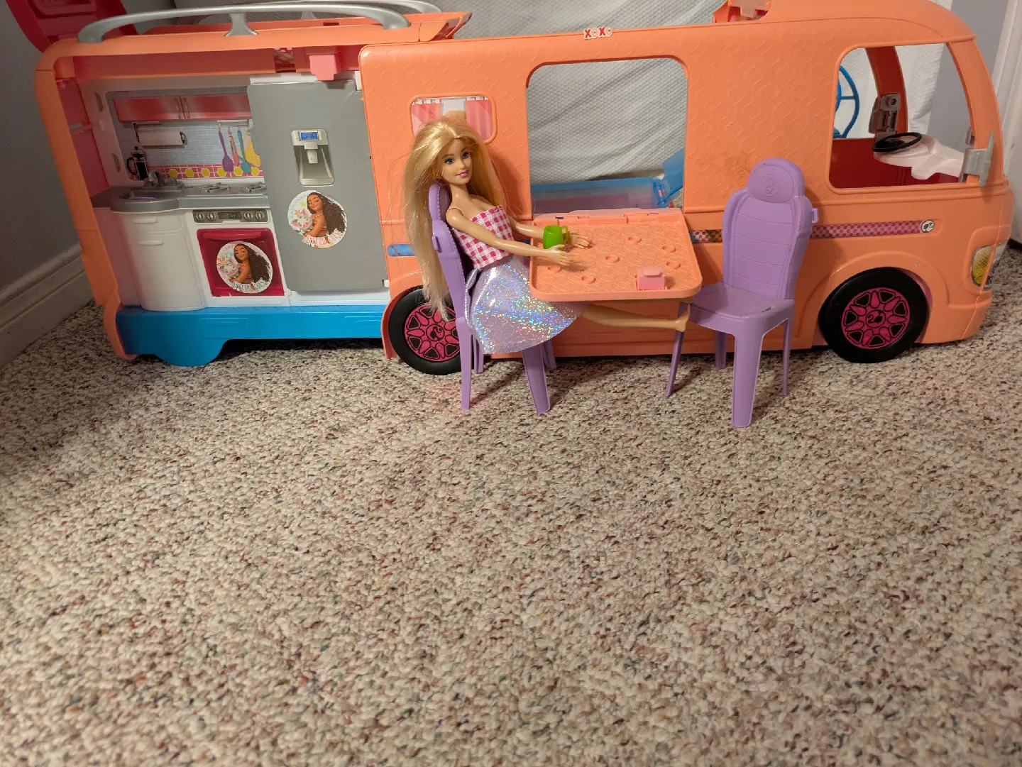 Barbie DreamCamper image indicator(3)