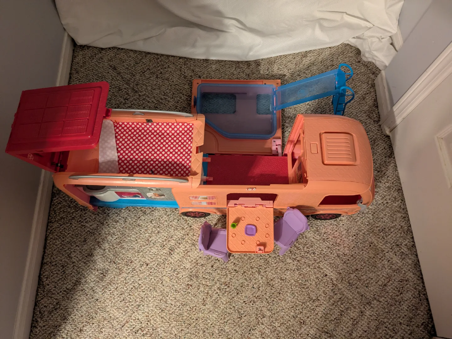 Barbie DreamCamper image indicator(7)