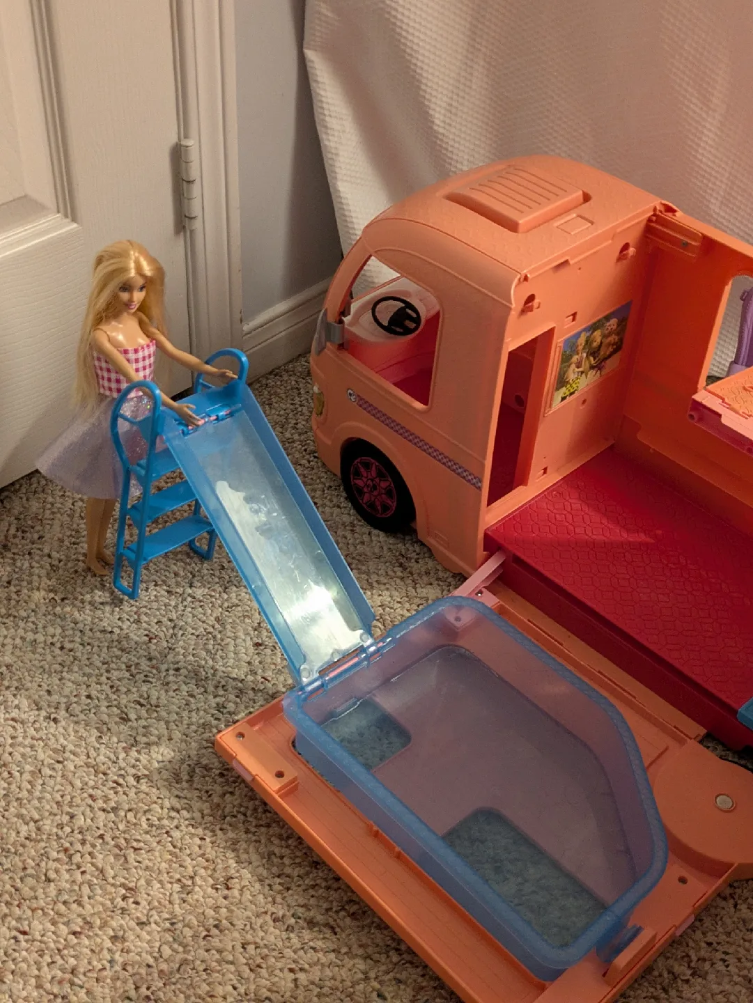 Barbie DreamCamper image indicator(8)