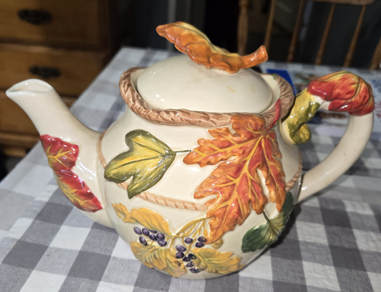 Fall Leaves Teapot