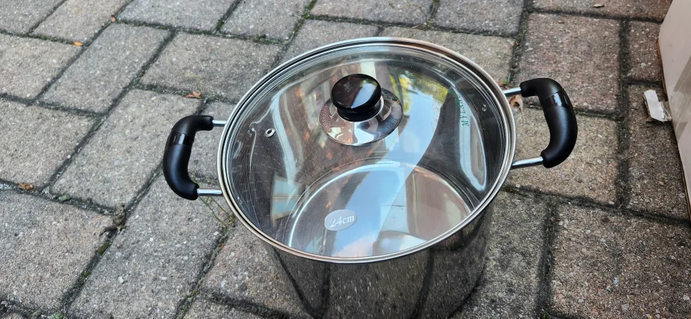 Stainless Steel Stock Pot with Lid - 24cmx20H thumbnail