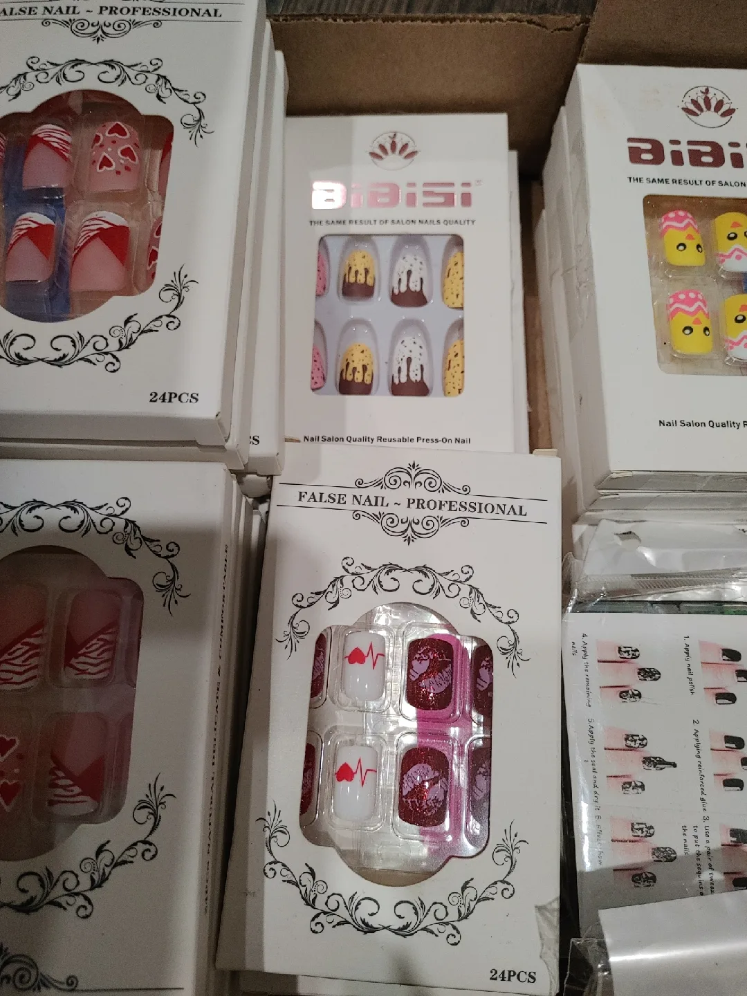 💚OVER THIRTY BOXES OF FALSE FAKE NAILS SUPPLIES! BRAND NEW🧡 image indicator(3)