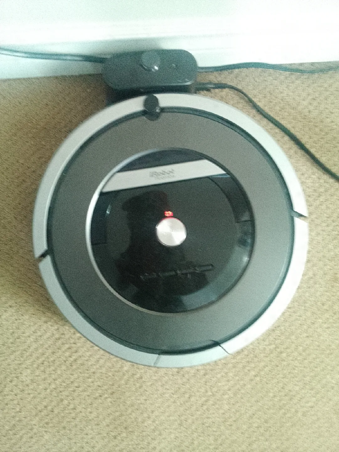Roomba Robot Vacuum thumbnail