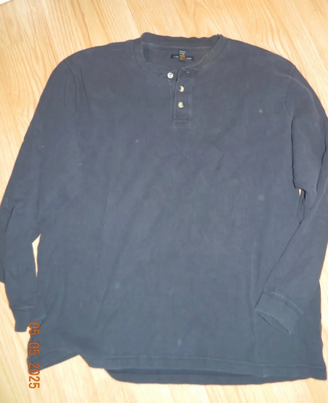 denver hayes Long Sleeve Henley Shirt size xl thumbnail