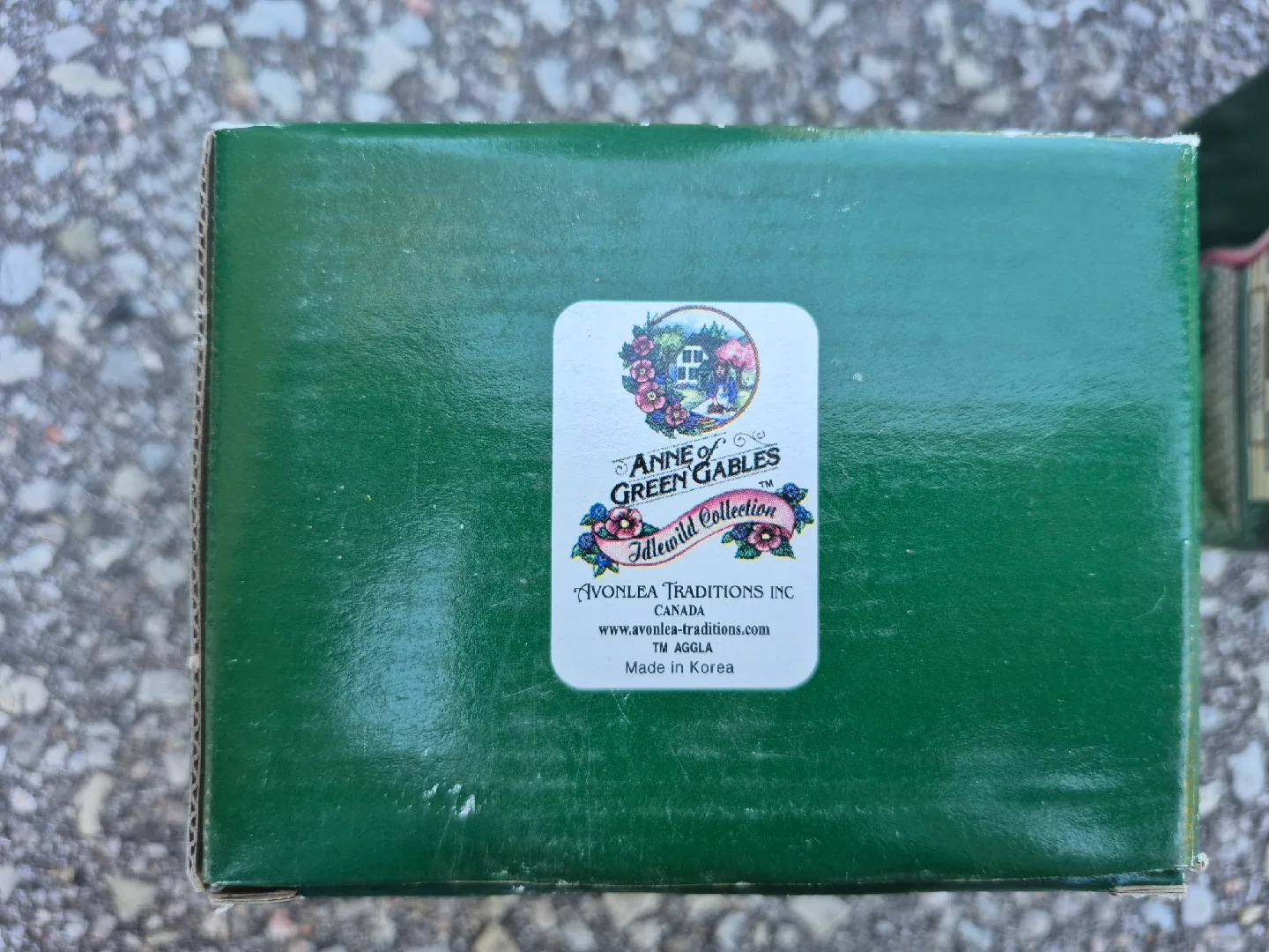 Anne of Green Gables Avonlea Collection Mugs (Set of 2) image indicator(4)