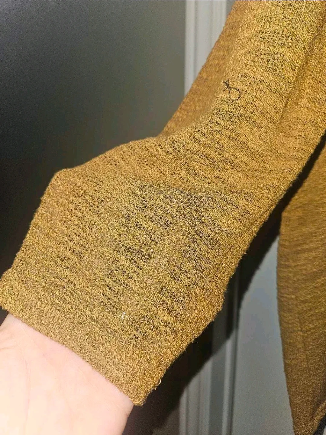 Silver Icing V-Neck Long Sleeve Top image indicator(3)