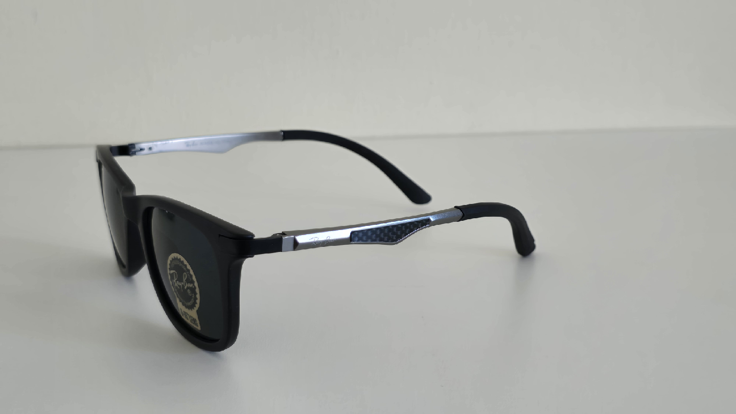 Ray-Ban Black Sunglasses - photo 2