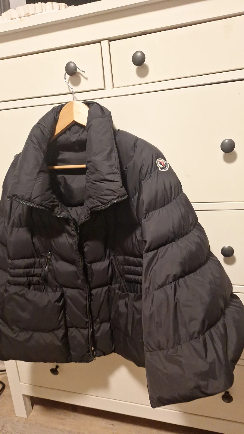 "Moncler" Black Puffer cape/Jacket image indicator(2)