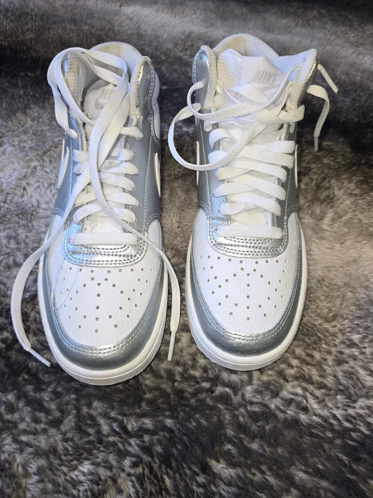 Nike Court Vision Mid White/Silver Shoes image indicator(3)