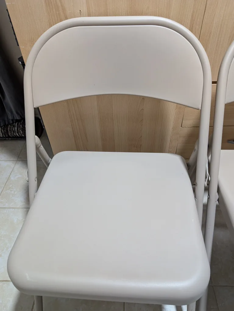 Set of 2 Beige Folding Chairs image indicator(6)