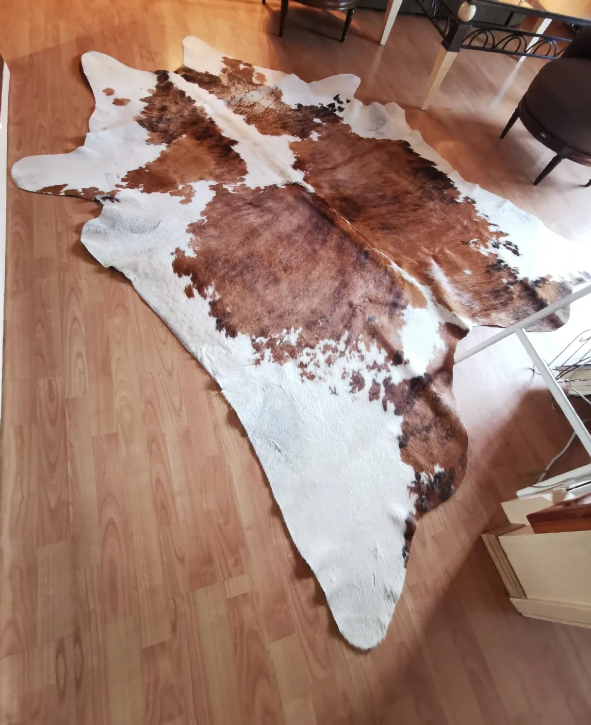 Cowhide Rug image indicator(3)