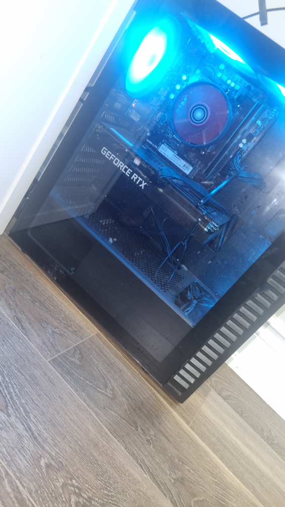 Custom Gaming PC with GeForce RTX Graphics