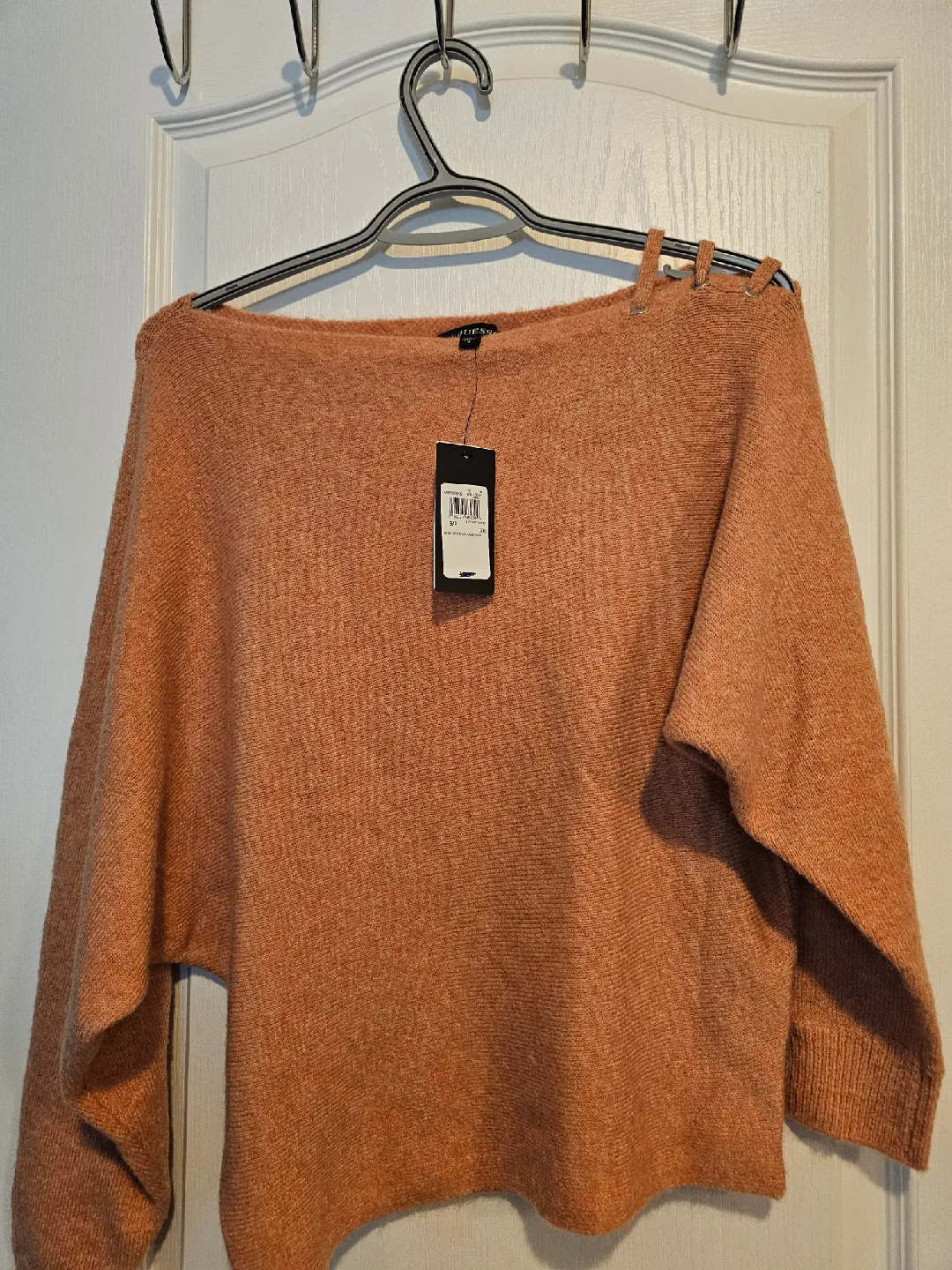 light orange sweater thumbnail