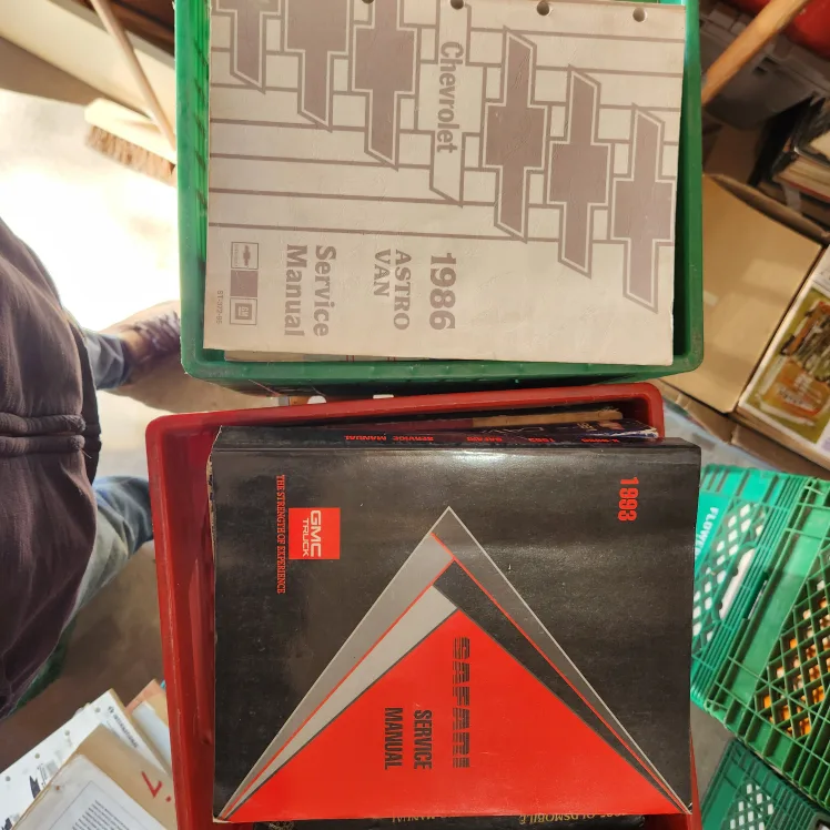 Vintage Car Service Manuals - GM, Oldsmobile, Chevrolet image indicator(5)