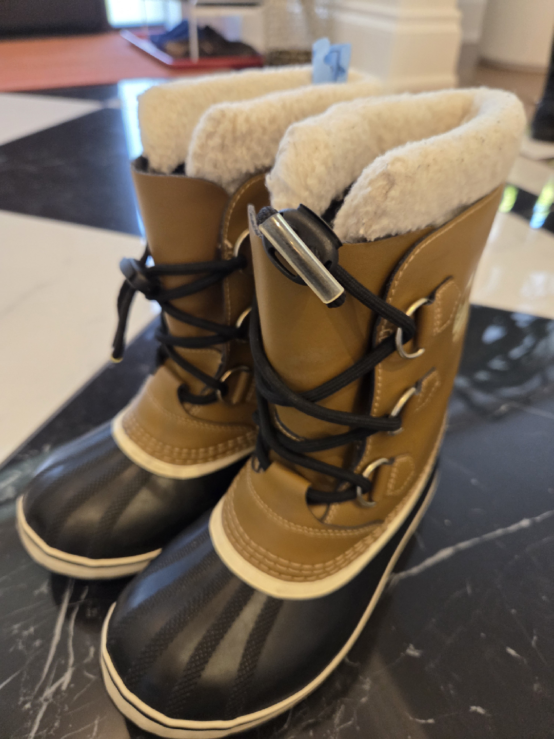 Sorel Winter Boots - Kids Size 3 - photo 2