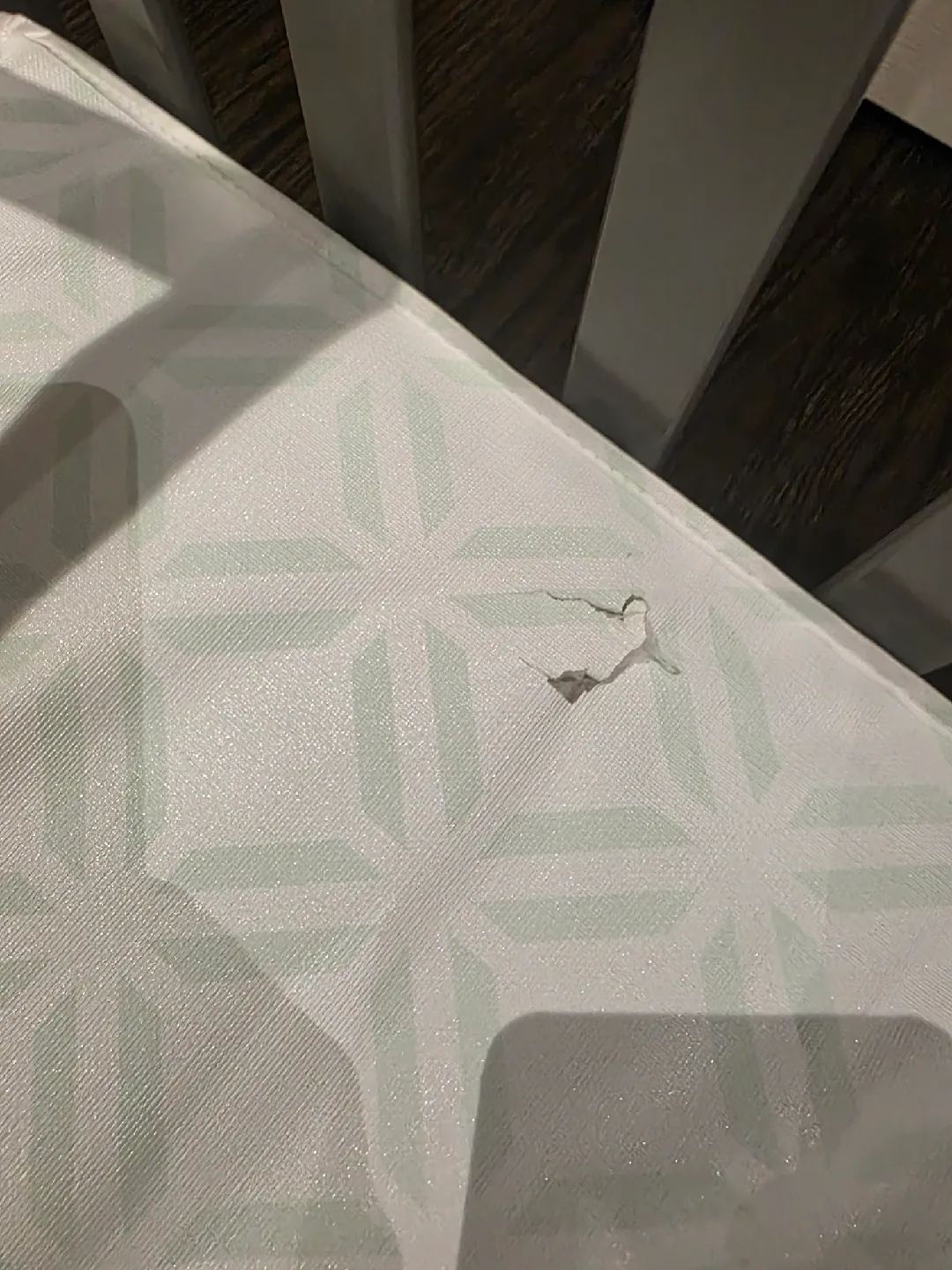 Crib + Mattress + minnie mouse comforter set image indicator(6)