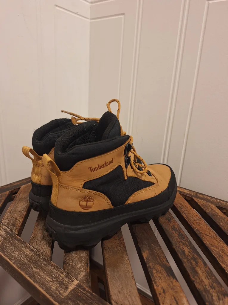 Timberlands image indicator(2)