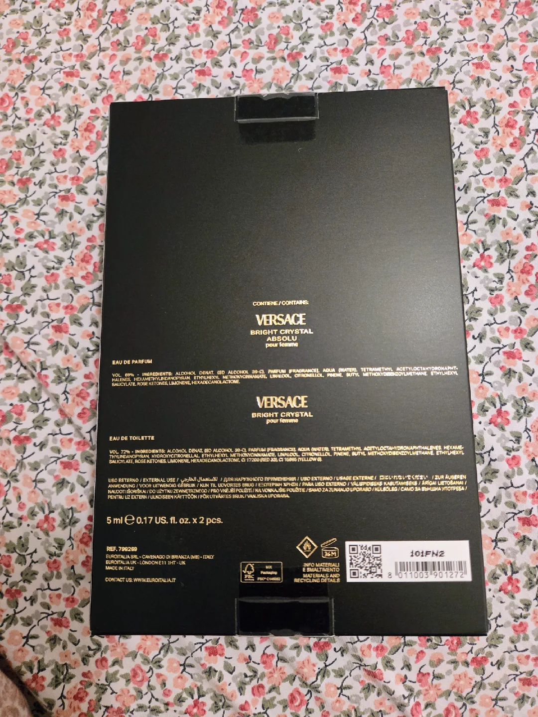 Versace Bright Crystal Absolu & Bright Crystal perfume set image indicator(2)