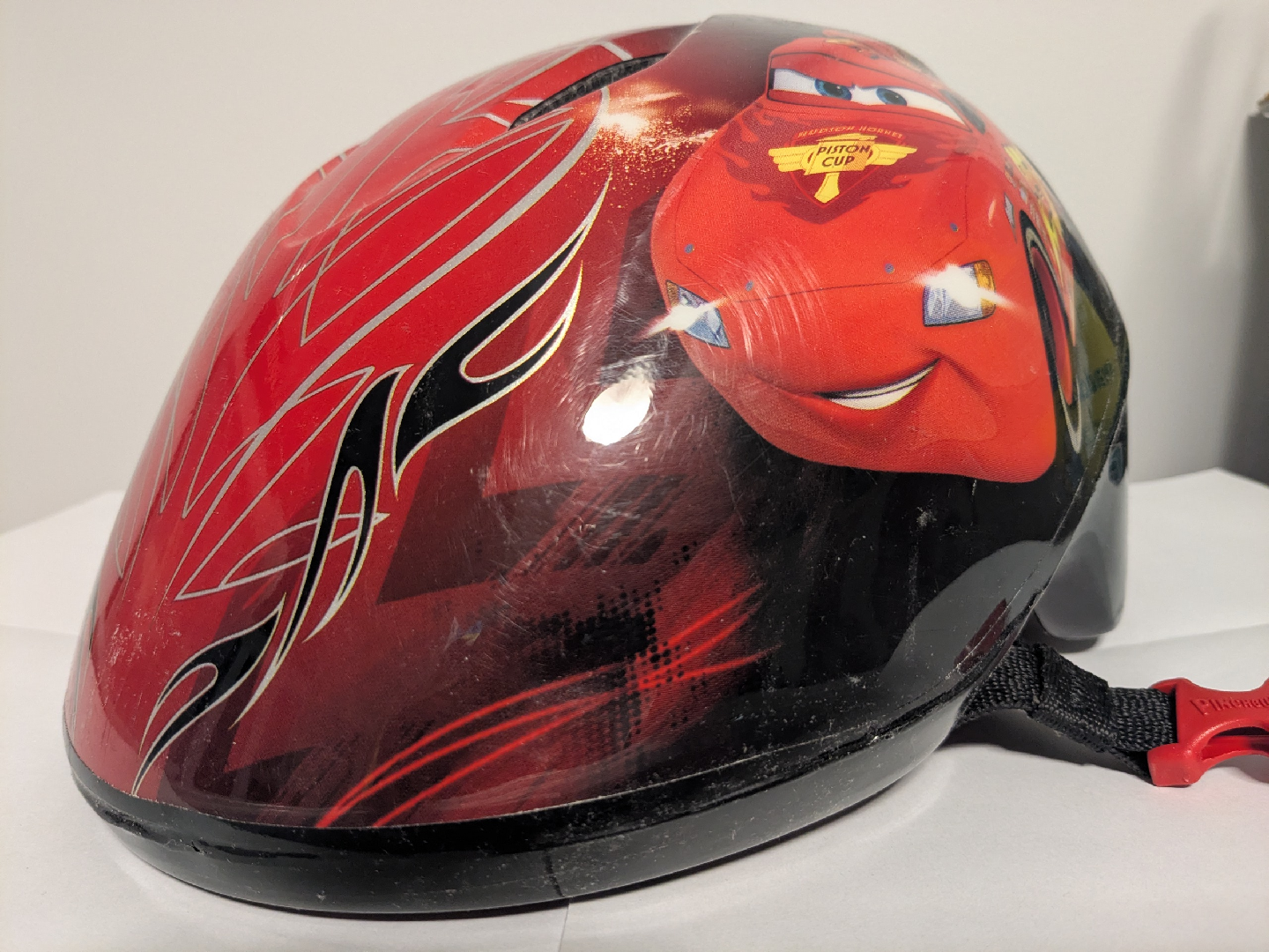 Kids' Cars Lightning McQueen Helmet 🥕