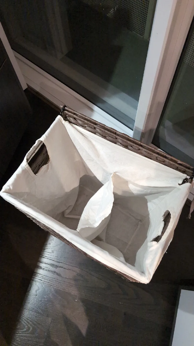 Woven Laundry Hamper with Liner image indicator(2)