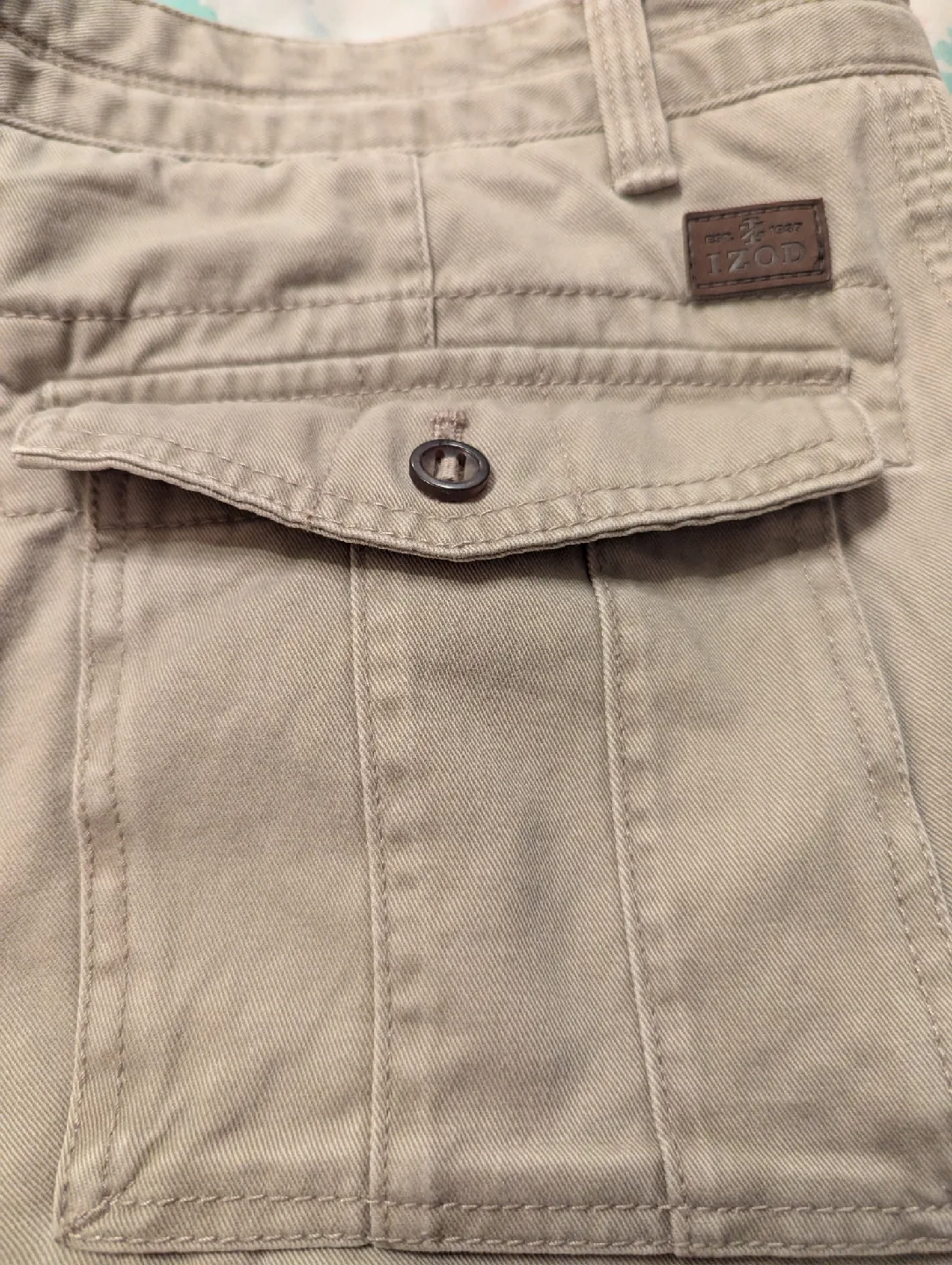 IZOD Cargo Shorts - Size 34 - Khaki image indicator(4)