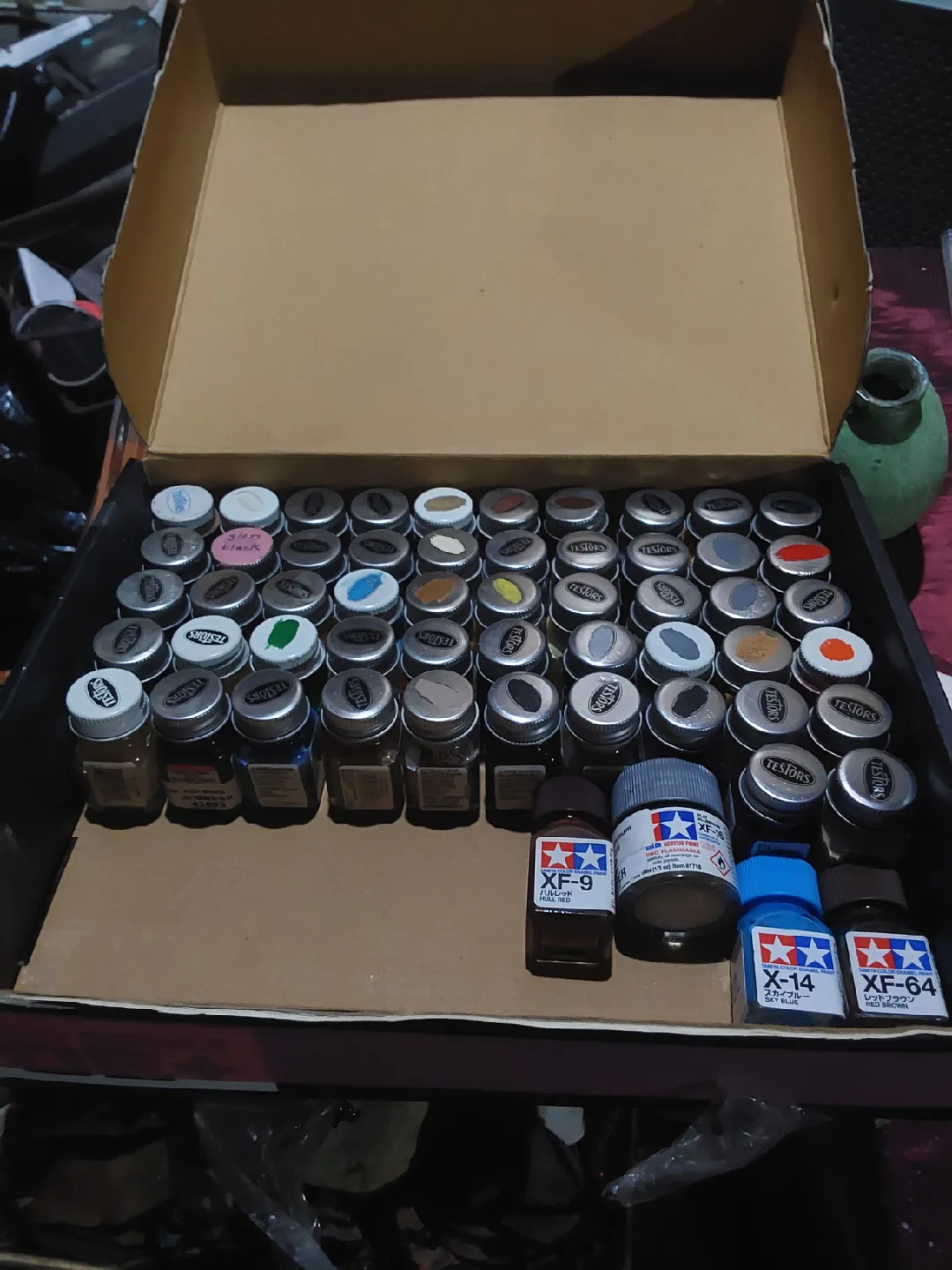 Tamiya & Testors Model Paint Lot image indicator(2)