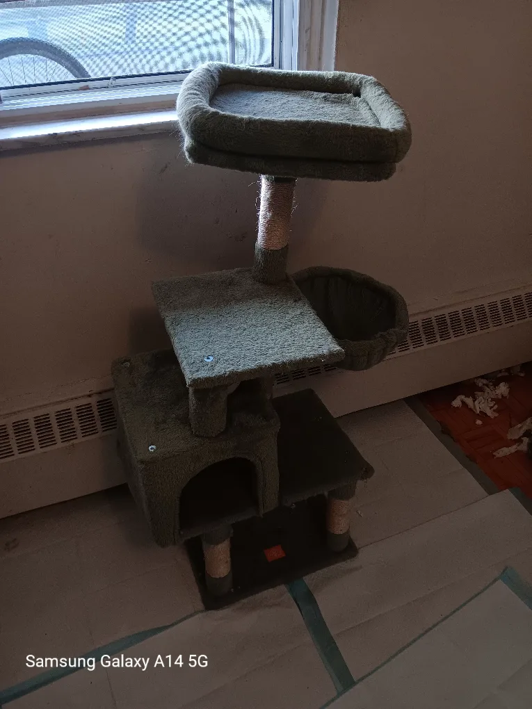 Cat Tree with Scratching Post - green thumbnail