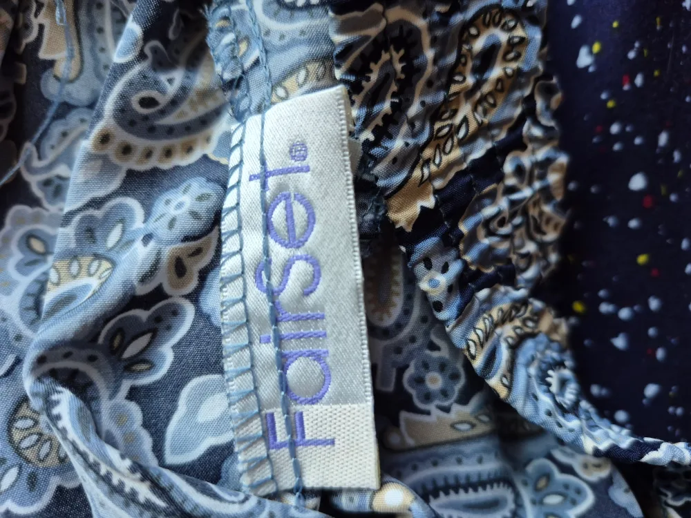 Fairset Skirt Size 14 - Made in Canada image indicator(2)