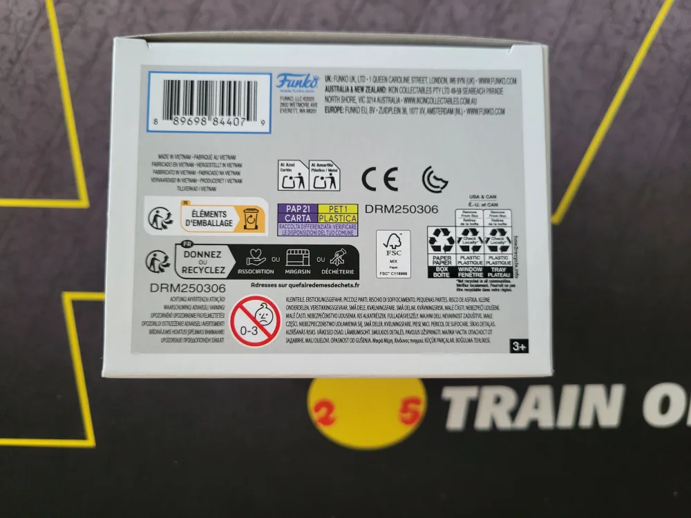 Pokemon Center Exclusive Funko Pop Flareon 629 image indicator(6)