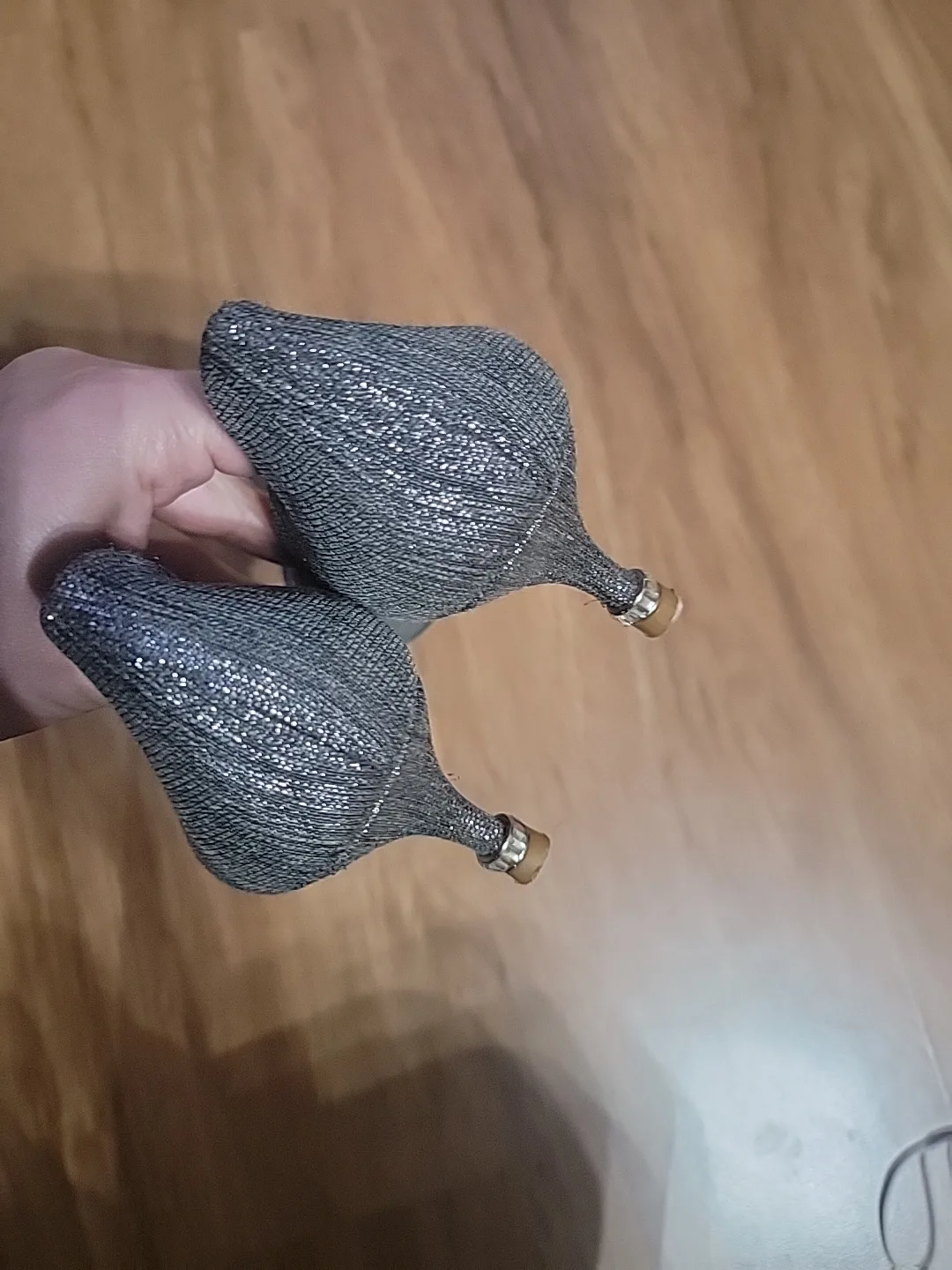 Badgley Mischka Heels Size 8.5 image indicator(3)