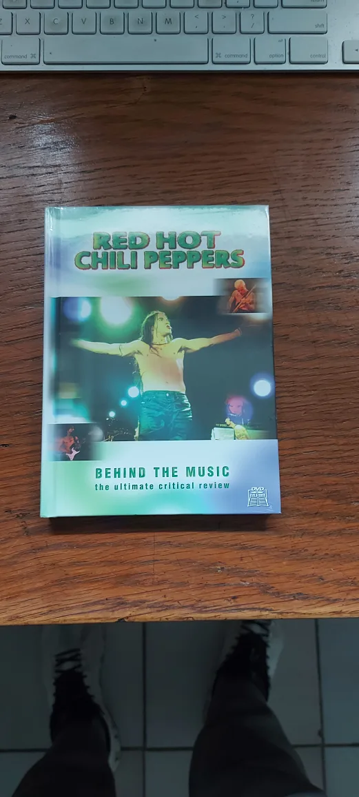 Red Hot Chili Peppers: Behind the Music Book thumbnail