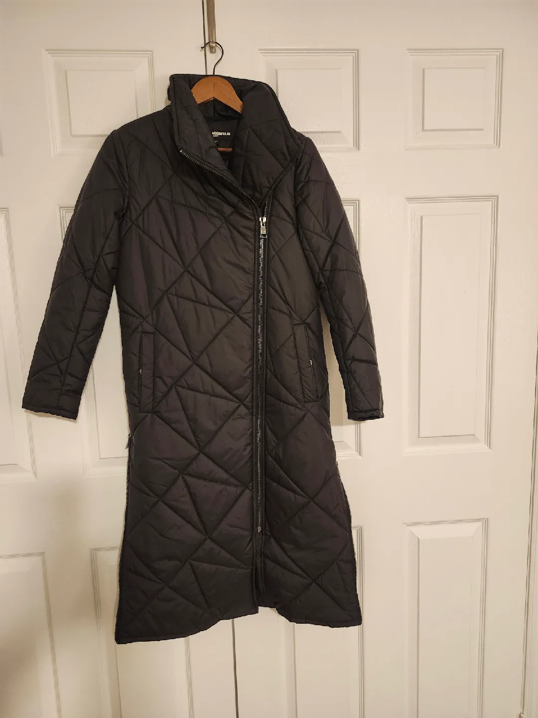 KARL LAGERFELD  quilted ladies winter coat