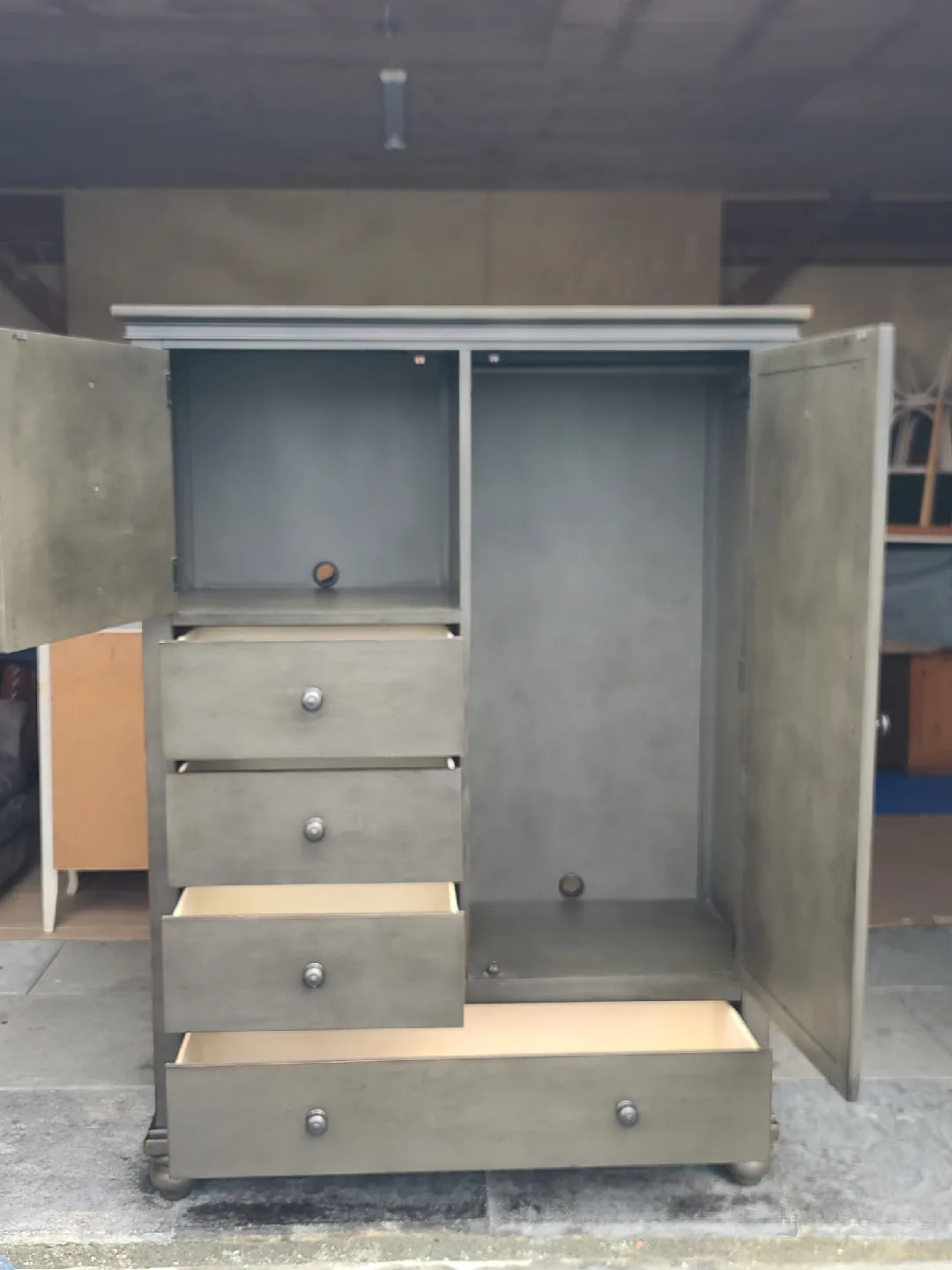 Aspenhome Dresser with Mirror - Grey image indicator(2)