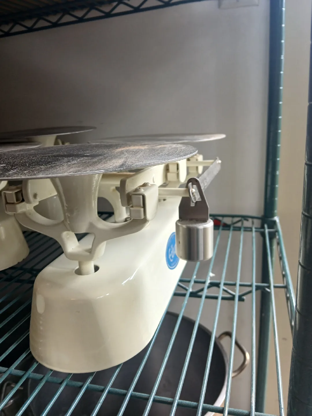 Edlund Mechanical Scale