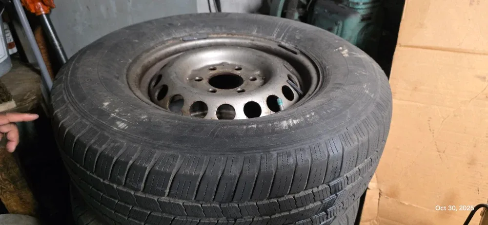 2020 Sprinter Set of 4 Used Tires image indicator(6)