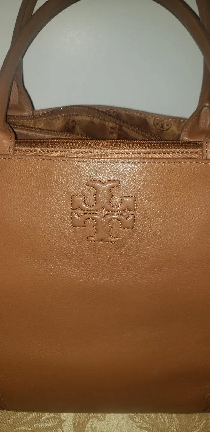 TORY BURCH BAG BUNDLE!!! 2 Bags!!! Pre-Loved image indicator(5)