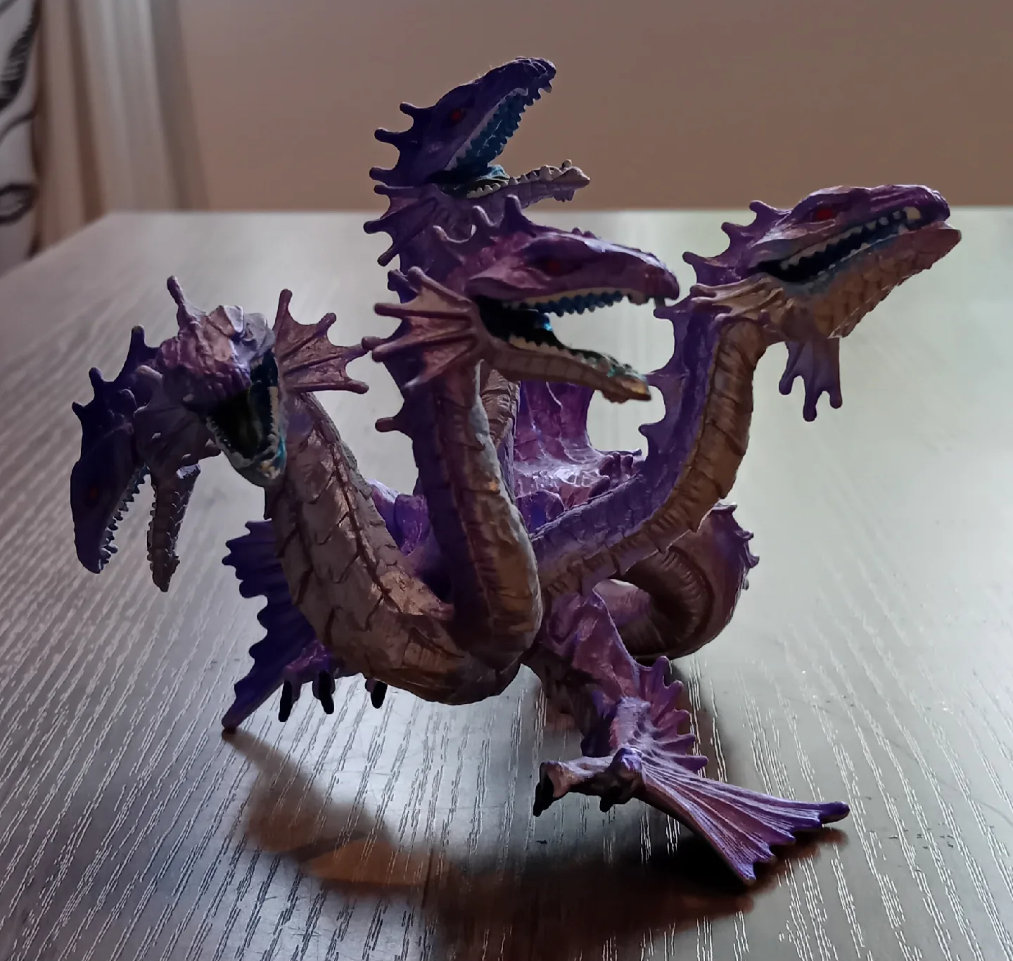 Dragon Figurines - Gold & Purple image indicator(4)