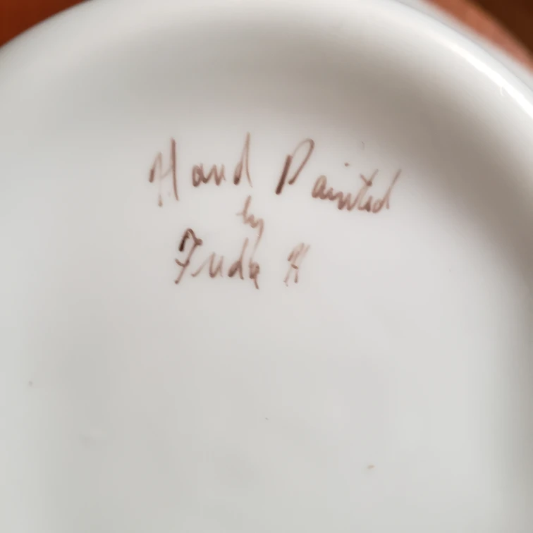 Fenton Handmade White Vase with Floral Design - photo 3