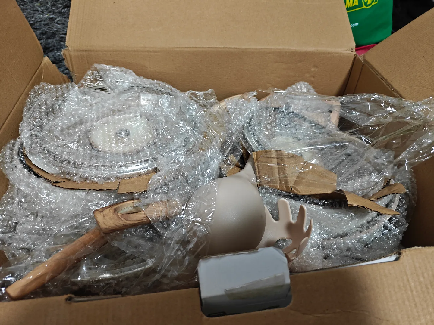 brand new  Melenta 11-Piece Ceramic Cookware Set - New in Box! image indicator(4)