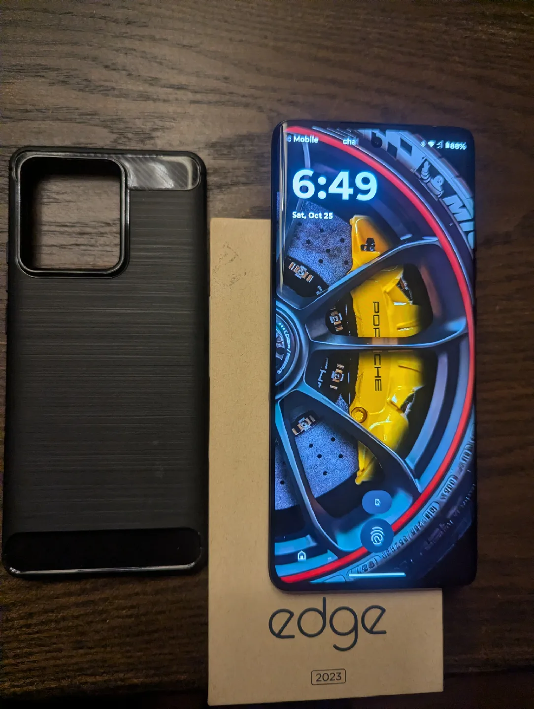 moto edge 2023 few weeks old 256g new cond thumbnail