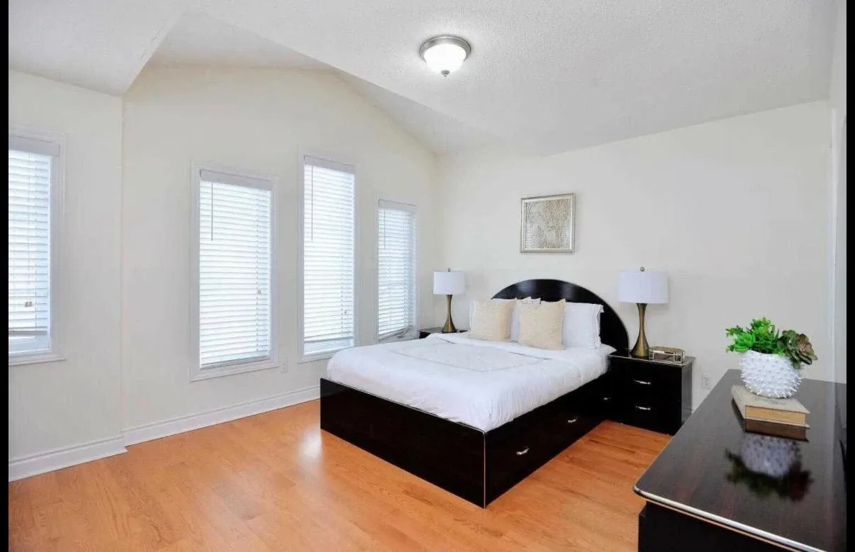 home for sale image indicator(8)